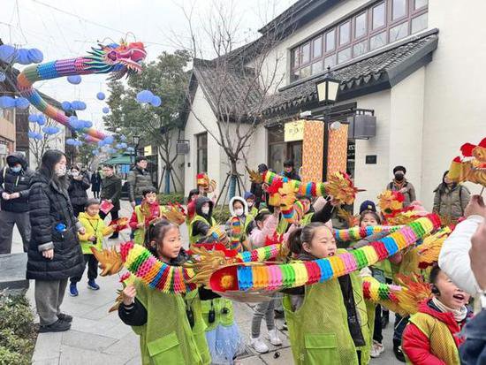 青浦举行龙年新春灯会，邀你一起“寻龙”过大年