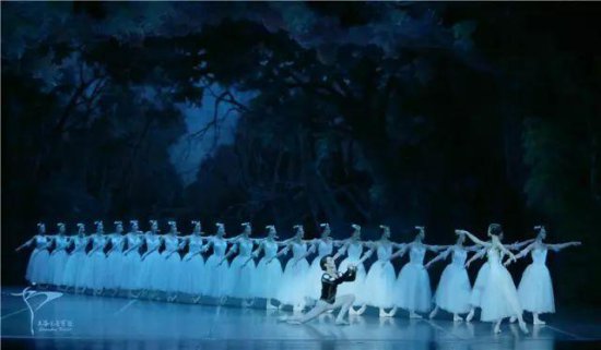 艺起前行：哈佛<em>女孩的</em>提琴世界——周颖独奏音乐会；上海芭蕾舞...