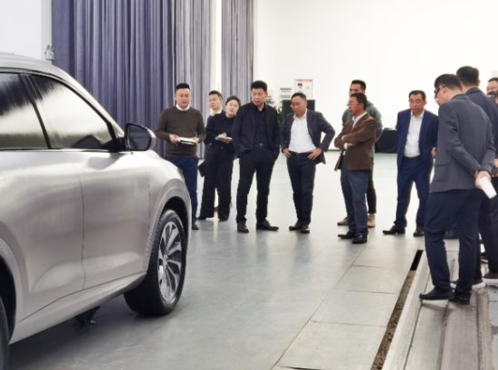 张兴海：赛力斯历经八年新能源探索 三年跨界融合造三款电动车