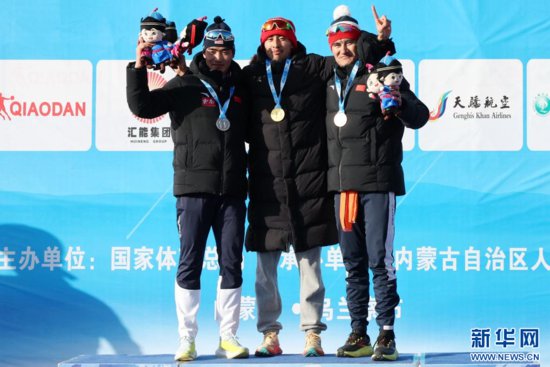 越野滑雪——公开组男子15公里赛况