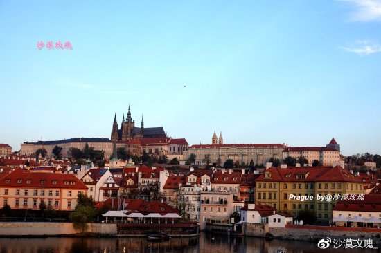 捷克首都布拉格<em>的意思</em>是“门槛”