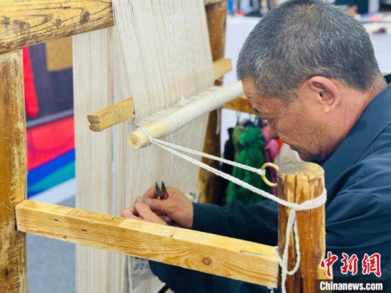 青海近百名<em>乡村</em>工匠带动上千名农牧民创业就业