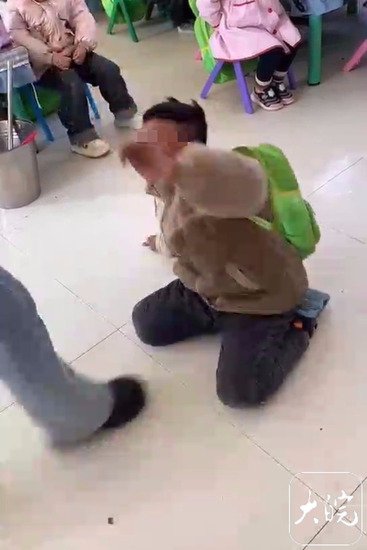河南<em>虞城</em>：幼儿园学生被殴打属实，园长停职、涉事幼师开除