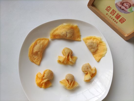 宝宝辅食蛋饺怎么做，调馅、蛋皮<em>家常做法视频</em>，一学就会！