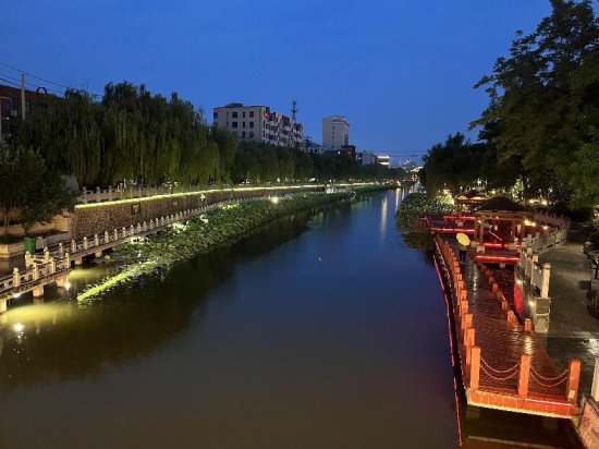 河南许昌市大力整治亮化照明设施 提升莲城夜景魅力