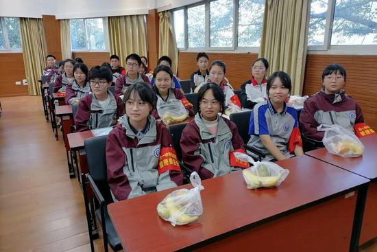 重庆科学城白市驿第一中学校举行第十三届学生会换届系列活动