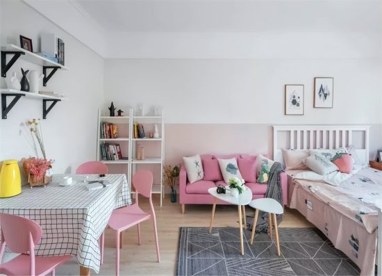 56平粉白公寓很甜美，95后小情侣将小户型变成自己喜欢的家