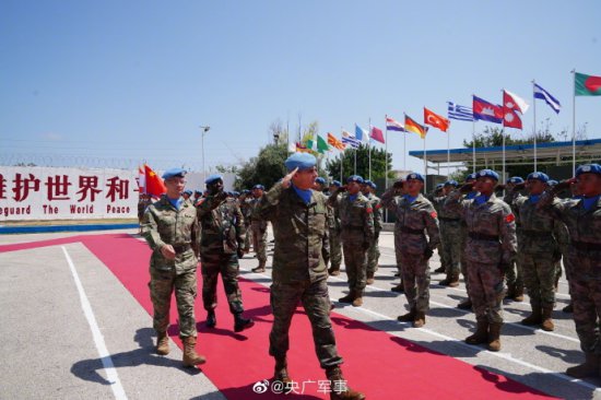 祝贺！中国410名维和官兵获联合国“和平<em>荣誉勋章</em>”