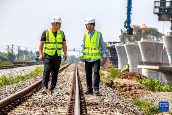 泰国大城：中泰高铁建设者坚守岗位度“五一”