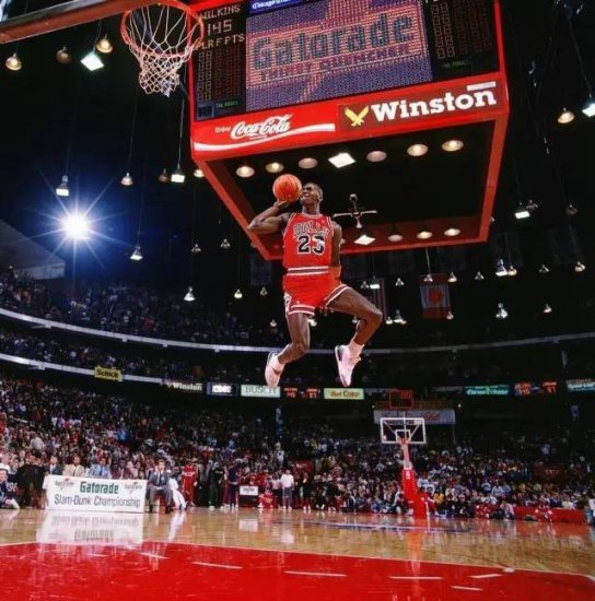 美国NBA<em>篮球巨星</em>乔丹60岁生日捐款1000万美元