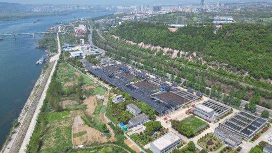 中国能建葛洲坝生态<em>环保公司</em>丹江口分布式光伏项目并网发电