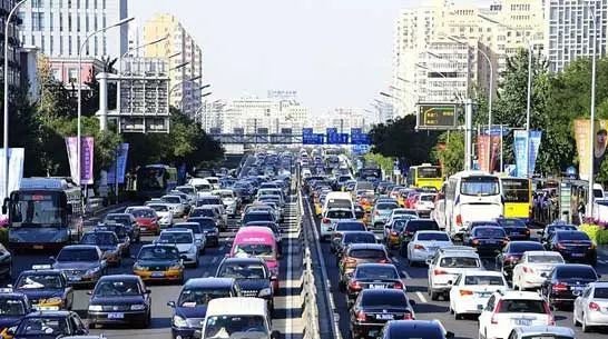 影响70万家庭！<em>外地车进北京</em>每年限12次，明年11月正式实施！