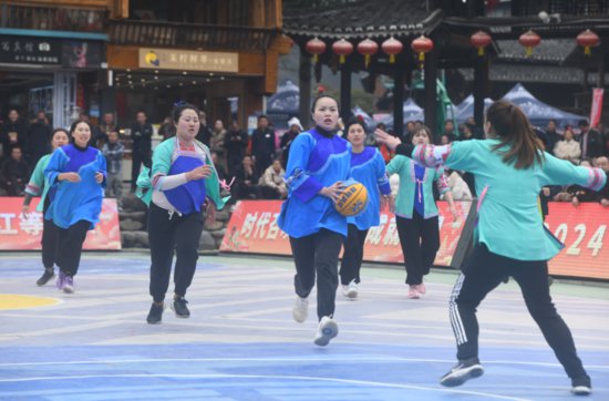 2024年黔东南州首届姑妈篮球邀请赛冠军出炉