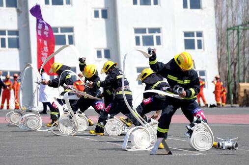 新疆消防“天山雏鹰杯”运动会“带新促老”催生队伍战斗力