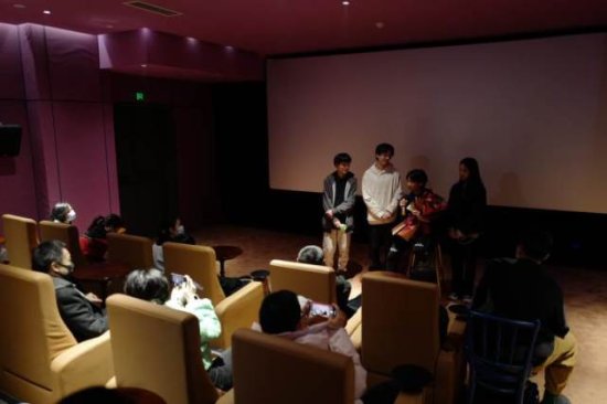 4个月，3500元，16岁杭州少年拍了一部电影，<em>叫</em>《完美谎言》