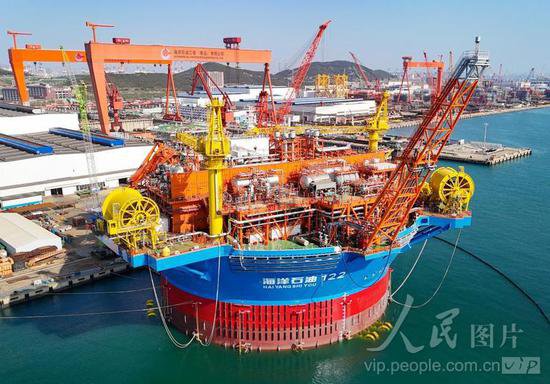 山东青岛：亚洲首艘圆筒型“海上油气加工厂”建造<em>完工</em>