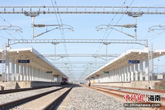 <em>海南</em>三乐西环高铁ImageTitle级施工站改完成 五个高铁站开通