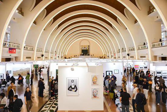 第九届影像上海艺博会启幕，呈现影像艺术的广度与深度