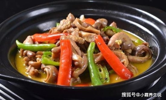 简单<em>家常</em>菜：焖<em>猪肚</em>，五花肉烧素鸡，肉丝炒年糕，韩式煎豆腐