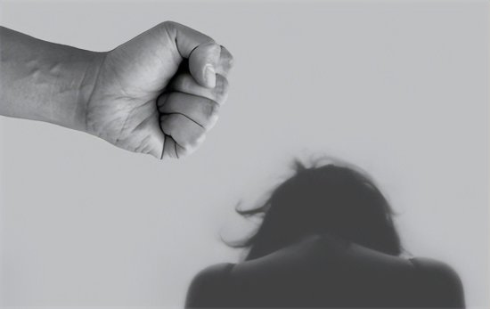 遭遇家暴，该如何起诉离婚？