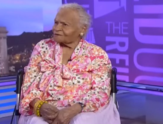 美国109岁黑人奶奶出书回忆种族大屠杀经历：伤痛永远无法治愈