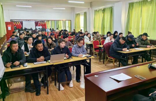 新疆和静：电商培训赋技能 乡村振兴增动能