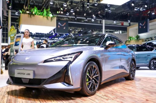 北汽集团科技赋能品质造车 19款产品亮相北京车展