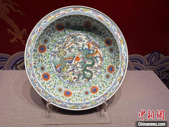 沈阳故宫以86件（套）院藏龙纹文物阐释纹饰里的中国龙